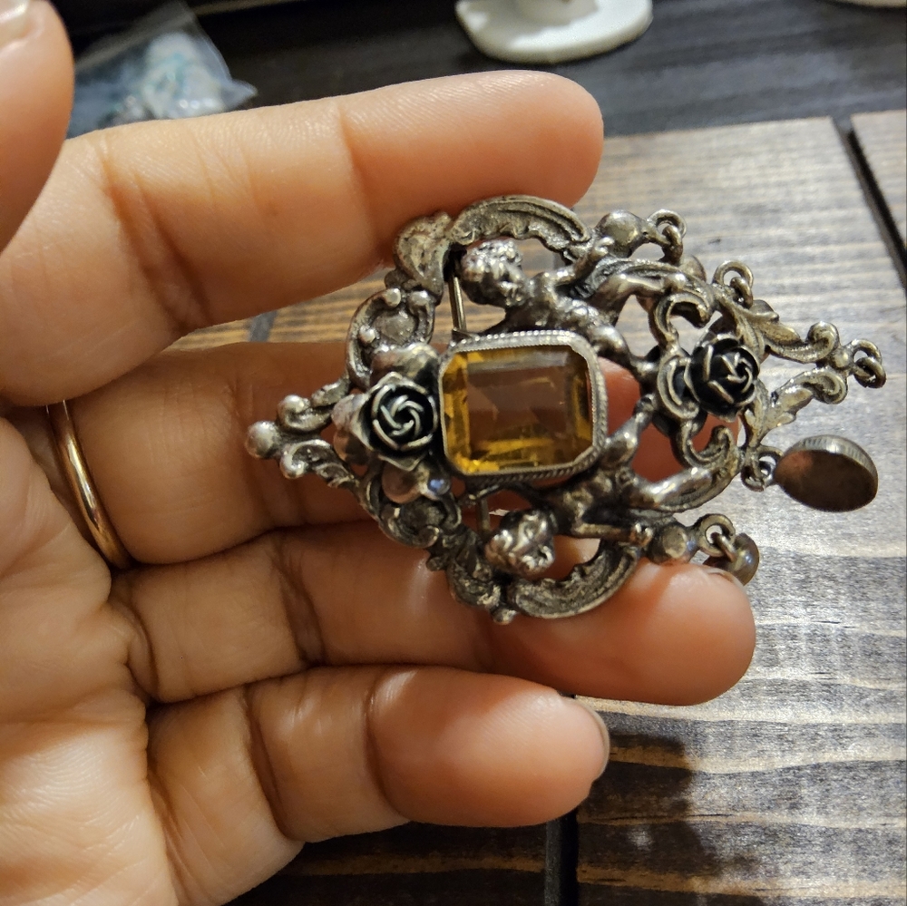 Vintage brooch pins - Picture 15 of 16